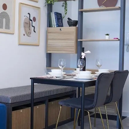 Turquoise River View, Apartamento *