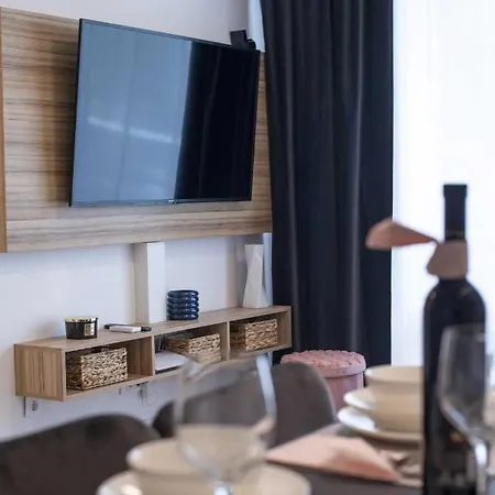 Turquoise River View, Apartment Omis