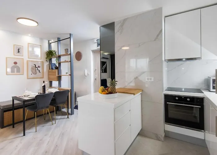 Turquoise River View, * Omiš