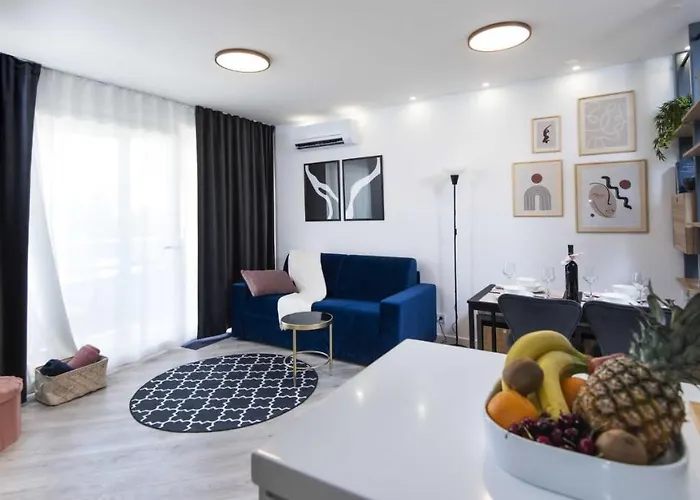 Turquoise River View, Appartamento *