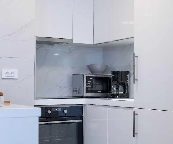 Turquoise River View, Appartamento *